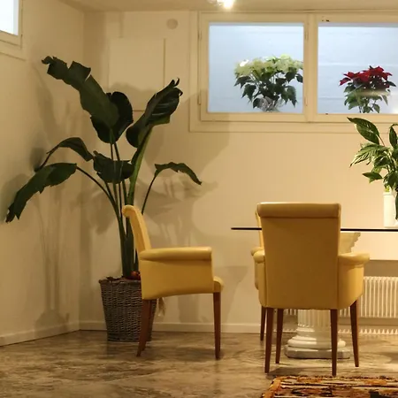 Bed and Breakfast Jasmine 4*