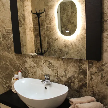 Jasmine Аркуньяно