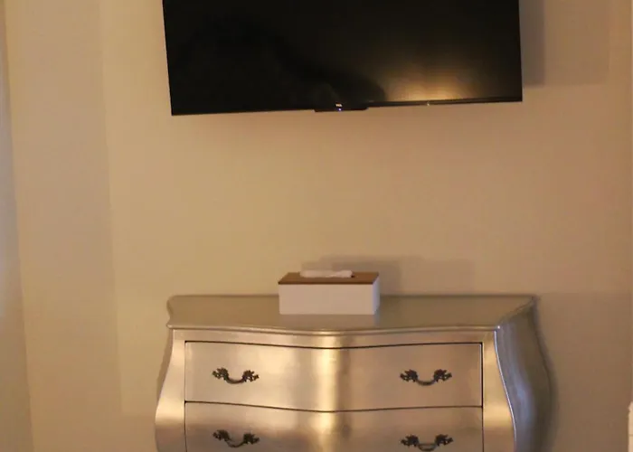 Jasmine Bed & Breakfast 4*