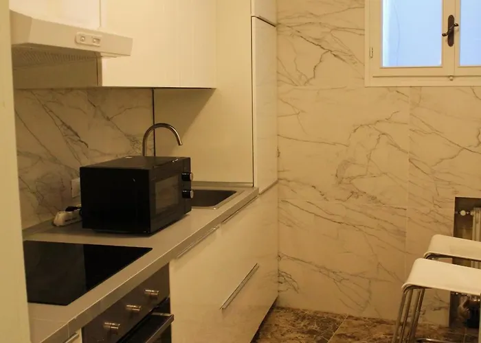 Jasmine Bed & Breakfast 4*